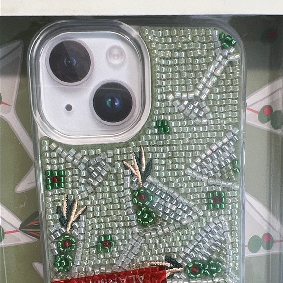 MVMT | Martini 🍸 Beaded iPhone Case - Picture 5 of 6